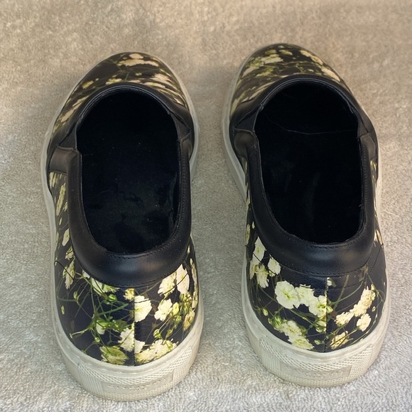 Givenchy Paris Graphic Floral Slip-On Sneakers in Leather (EU 39.5 / US 9.5) - Picture 4 of 7
